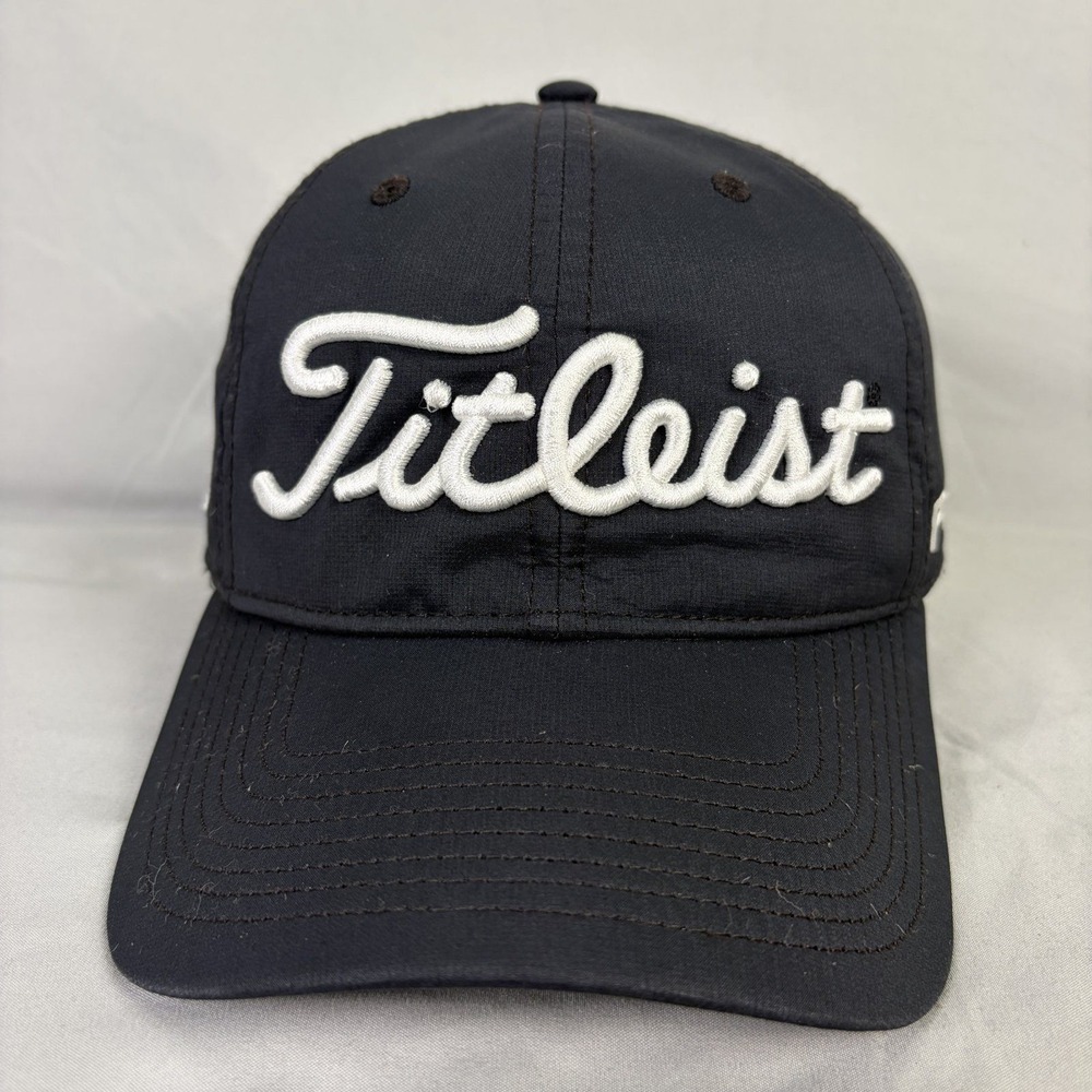 Titleist Golf Hat Pro V1 Adjustable Mens OSFM Black Embroidered Strapback